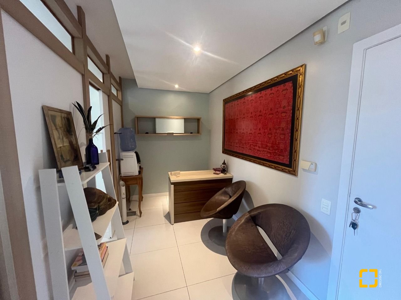 Sala com 35m², 1 garagem, no bairro Trindade em Florianópolis