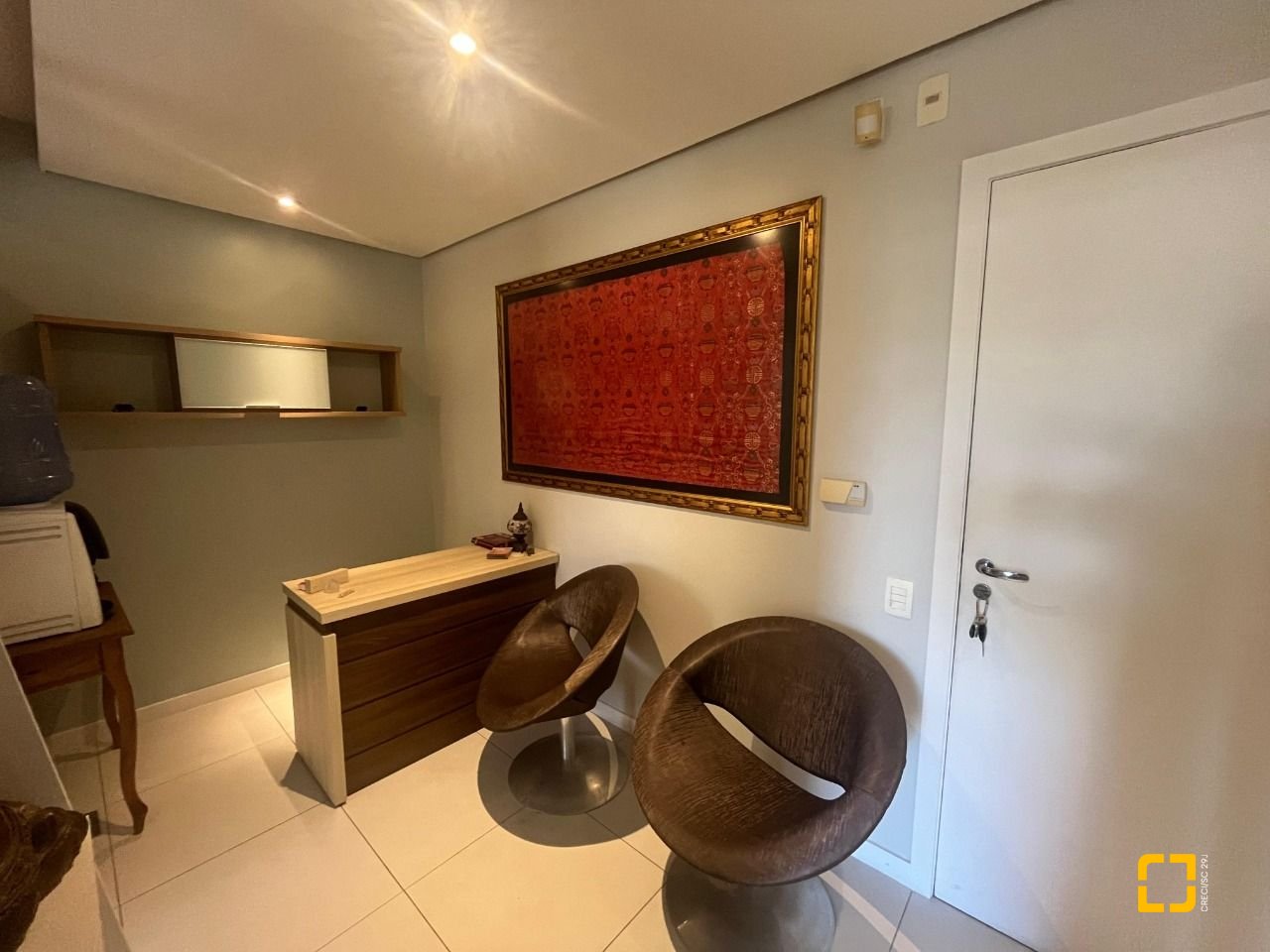 Sala com 35m², 1 garagem, no bairro Trindade em Florianópolis