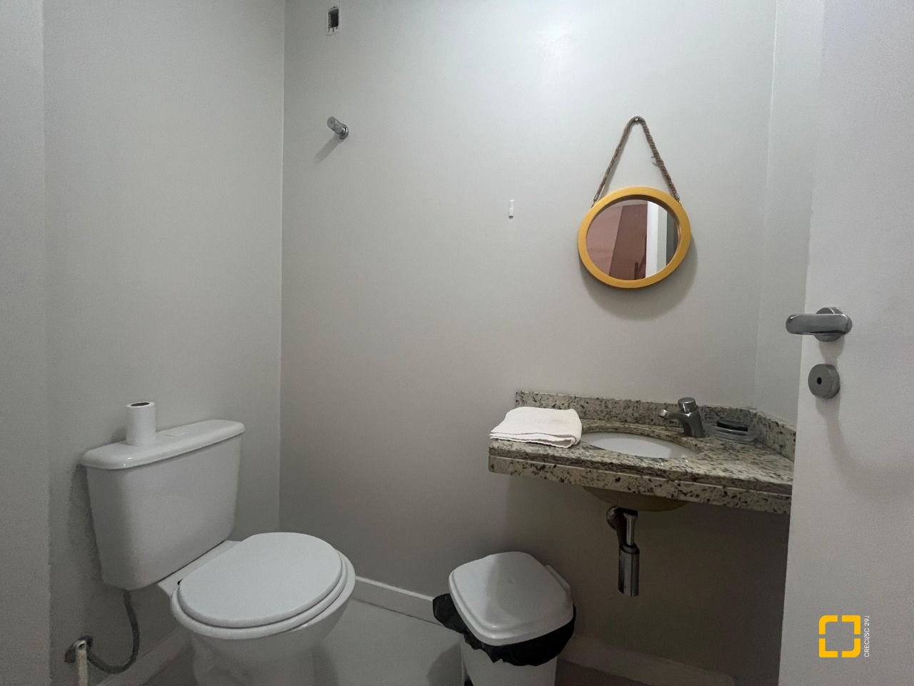 Sala com 35m², 1 garagem, no bairro Trindade em Florianópolis
