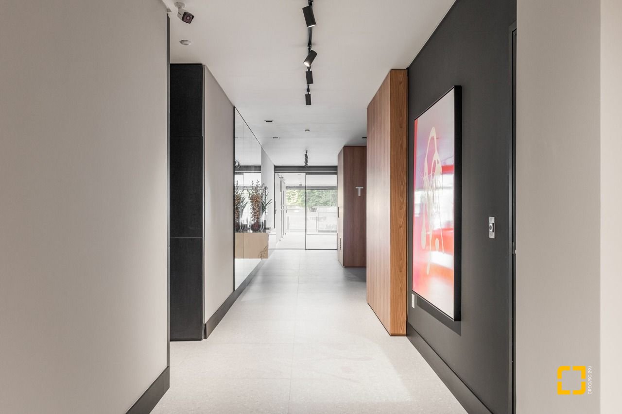 Apartamento com 80m², 4 quartos (sendo 2 suítes), 1 garagem, no bairro Centro em Florianópolis