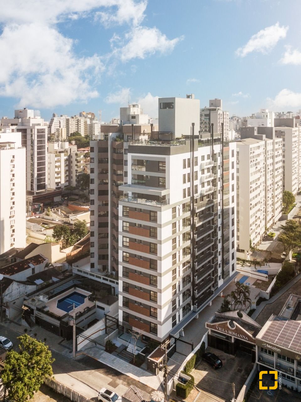 Apartamento com 80m², 4 quartos (sendo 2 suítes), 1 garagem, no bairro Centro em Florianópolis