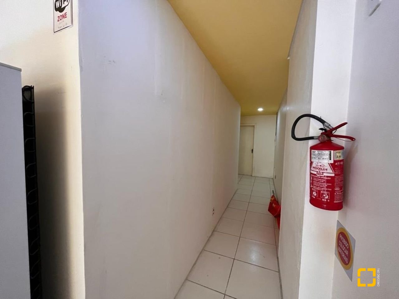 Loja com 56m², no bairro Kobrasol em São José
