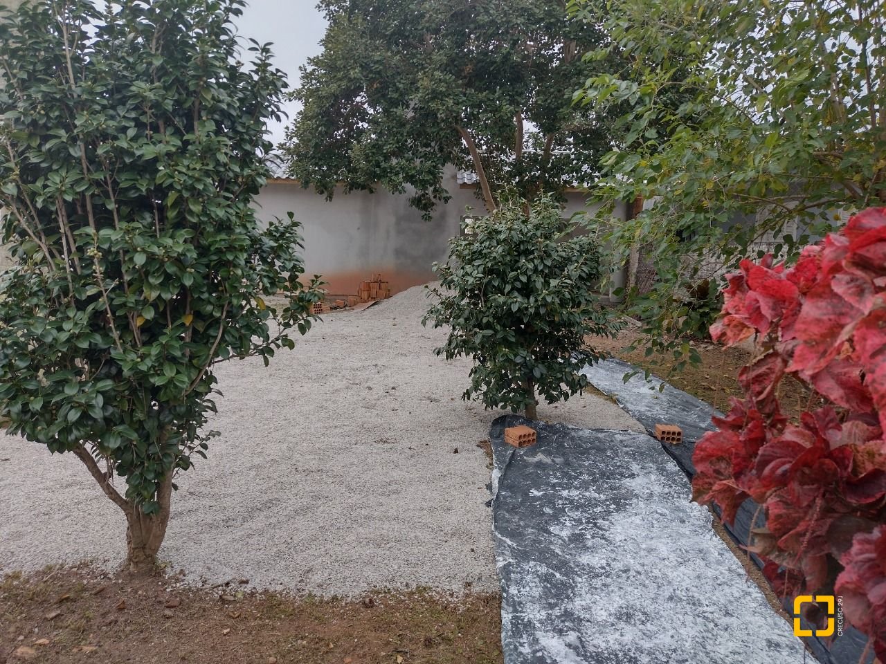 Terreno com 825m², no bairro Balneário em Florianópolis