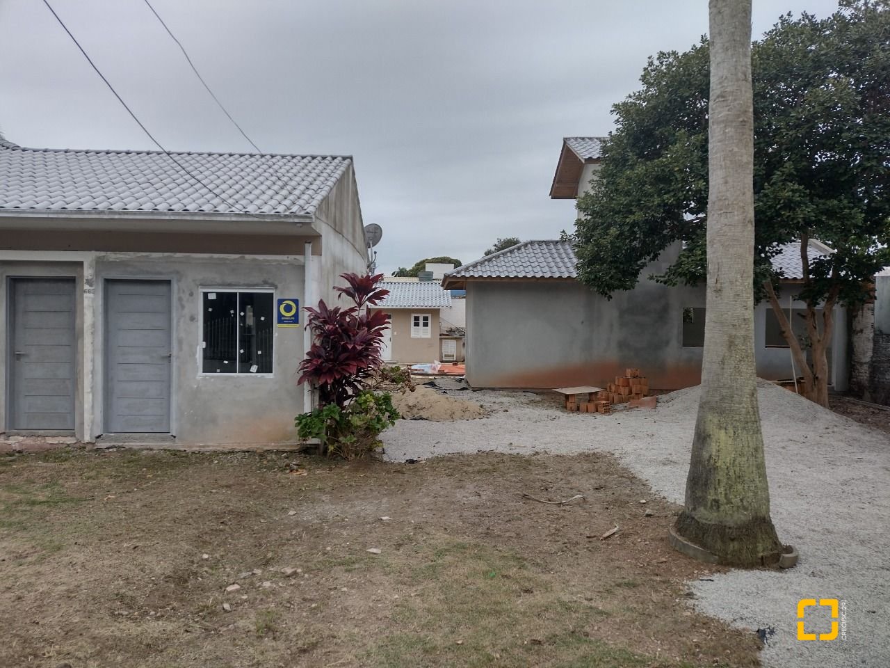 Terreno com 825m², no bairro Balneário em Florianópolis