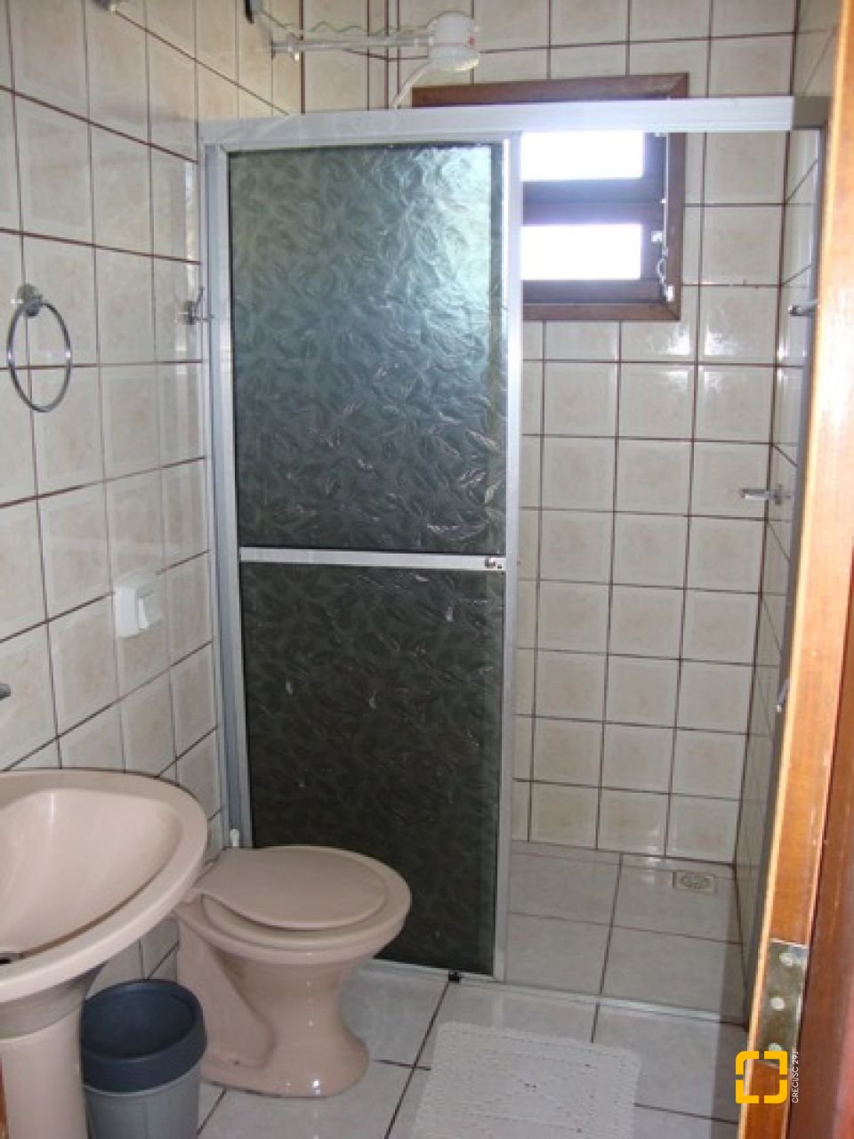 Casa com 384m², 5 quartos, 4 garagens, no bairro Ingleses do Rio Vermelho em Florianópolis