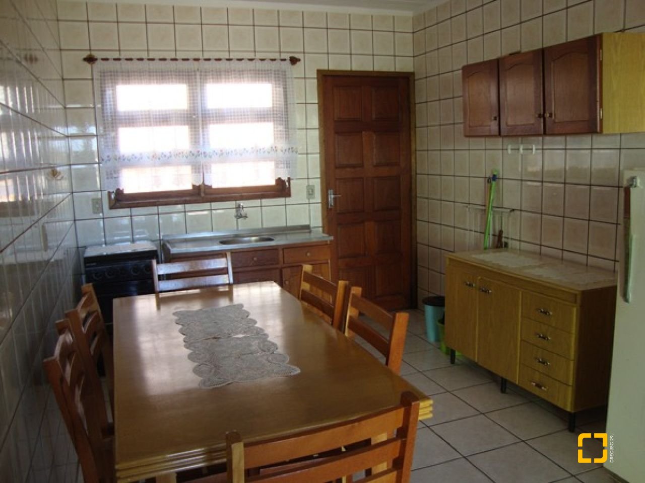 Casa com 384m², 5 quartos, 4 garagens, no bairro Ingleses do Rio Vermelho em Florianópolis