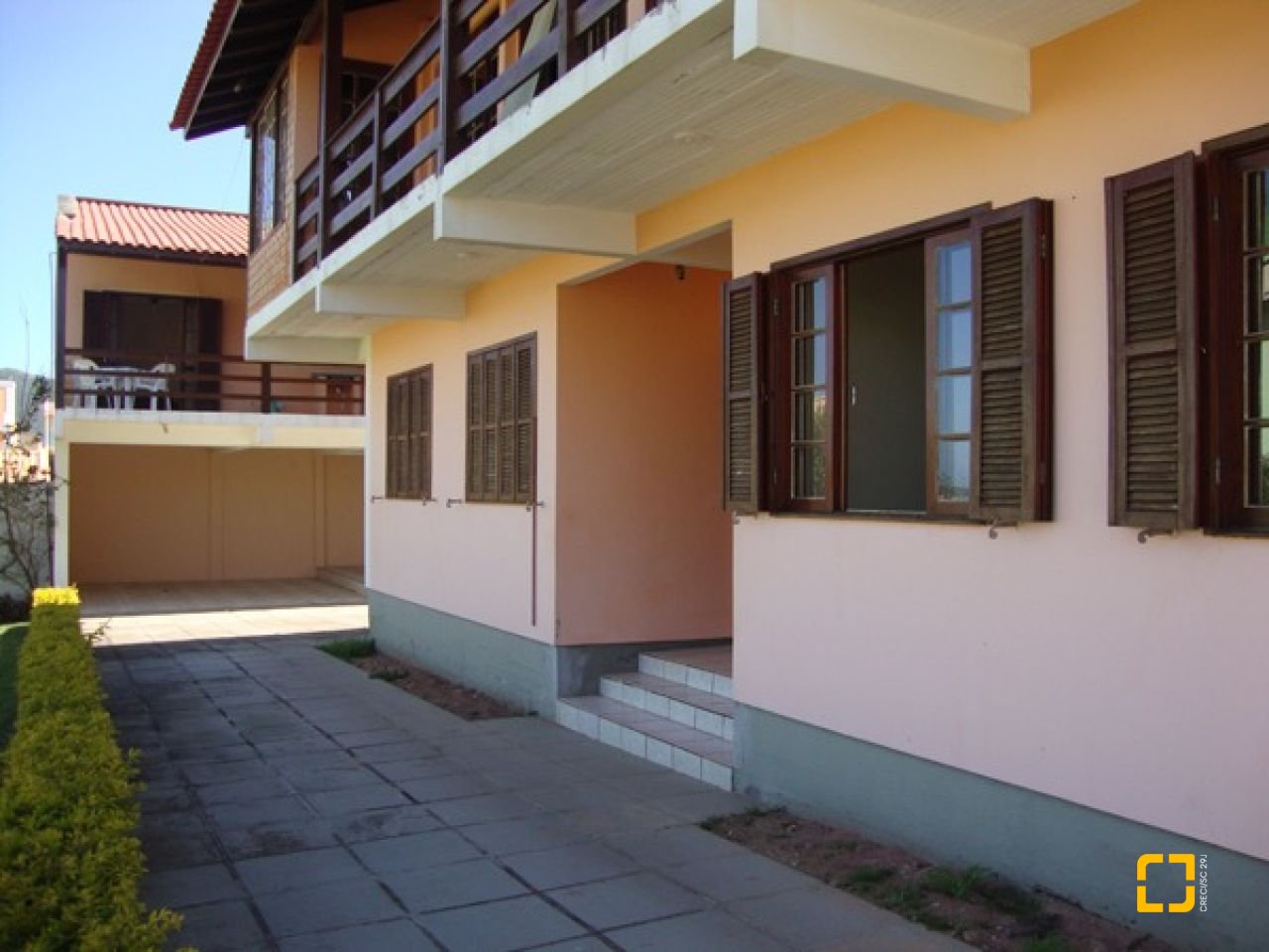 Casa com 384m², 5 quartos, 4 garagens, no bairro Ingleses do Rio Vermelho em Florianópolis