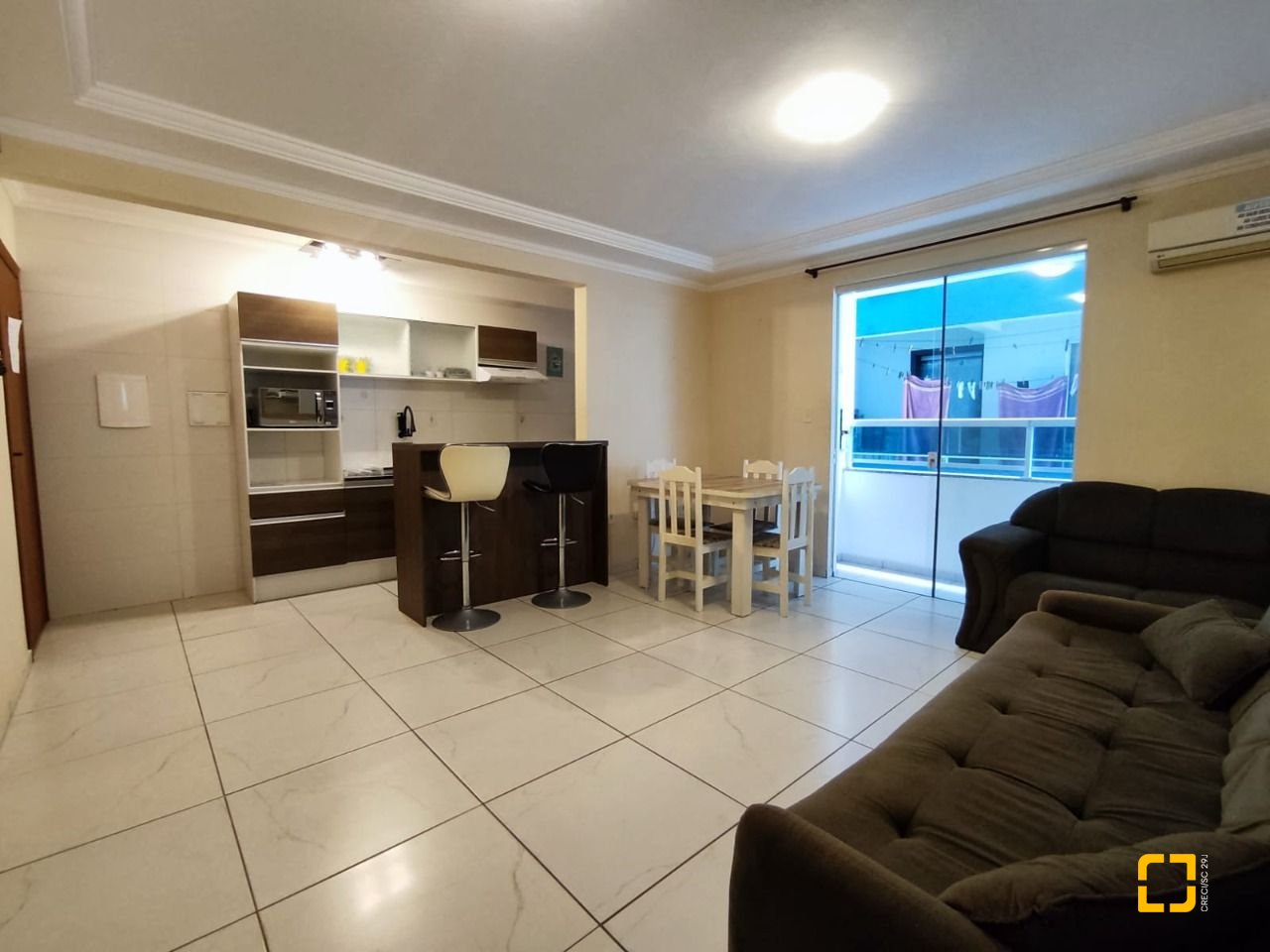Apartamento com 68m², 3 quartos (sendo 1 suíte), 1 garagem, no bairro Ingleses em Florianópolis