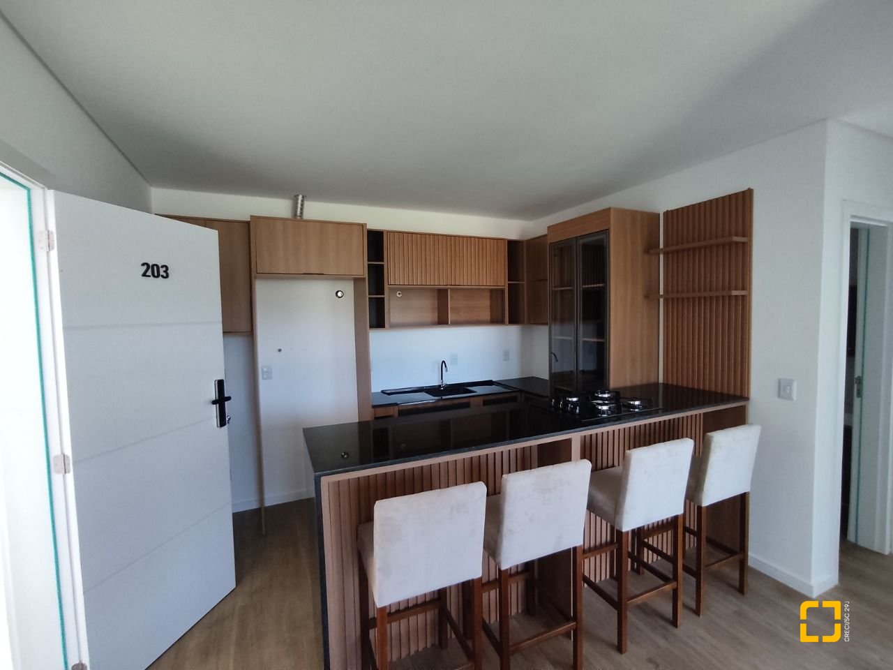 Apartamento com 51m², 2 quartos, 1 garagem, no bairro Ingleses em Florianópolis
