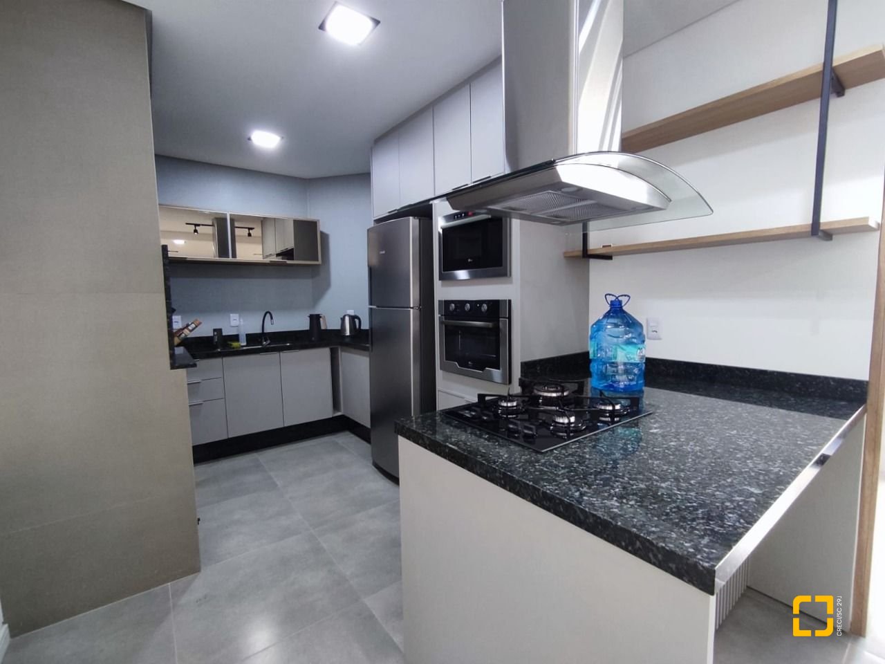 Apartamento com 51m², 2 quartos, 1 garagem, no bairro Ingleses em Florianópolis