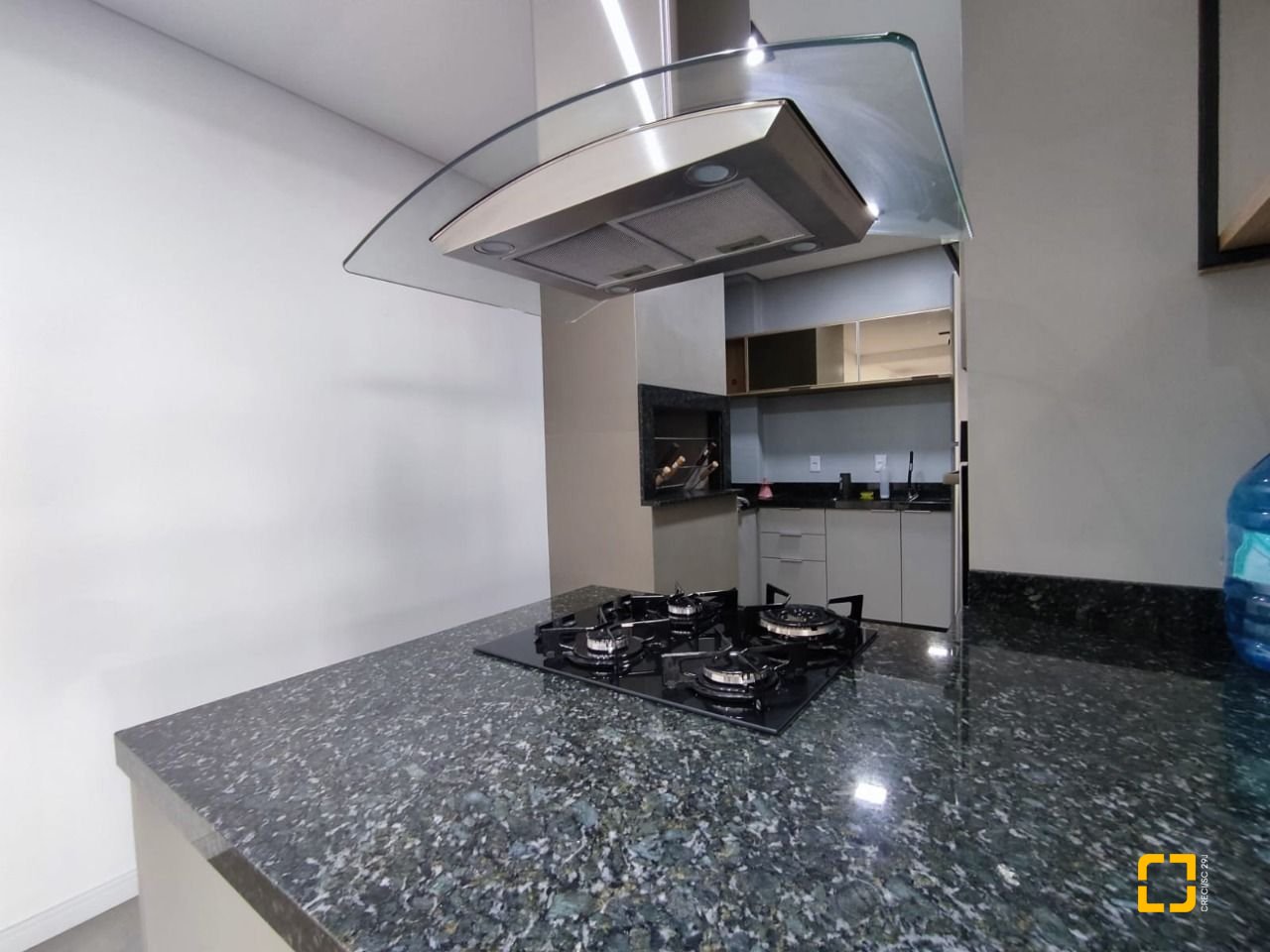 Apartamento com 51m², 2 quartos, 1 garagem, no bairro Ingleses em Florianópolis