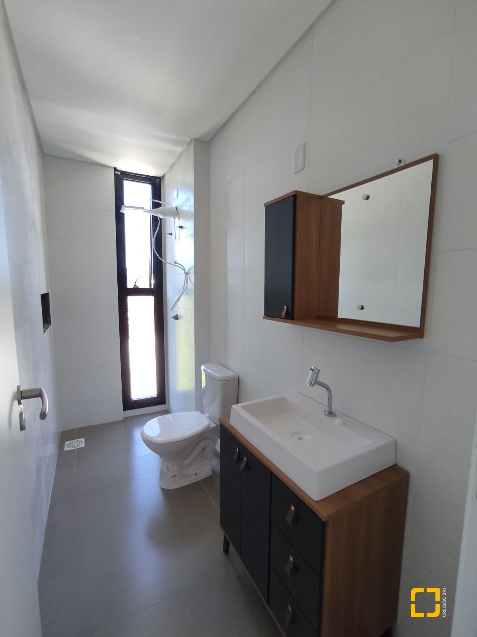 Apartamento com 49m², 2 quartos, 1 garagem, no bairro Ingleses em Florianópolis