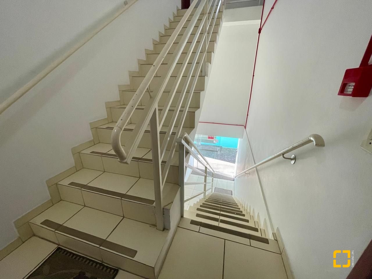 Apartamento com 92m², 5 quartos (sendo 2 suítes), 1 garagem, no bairro Ingleses em Florianópolis
