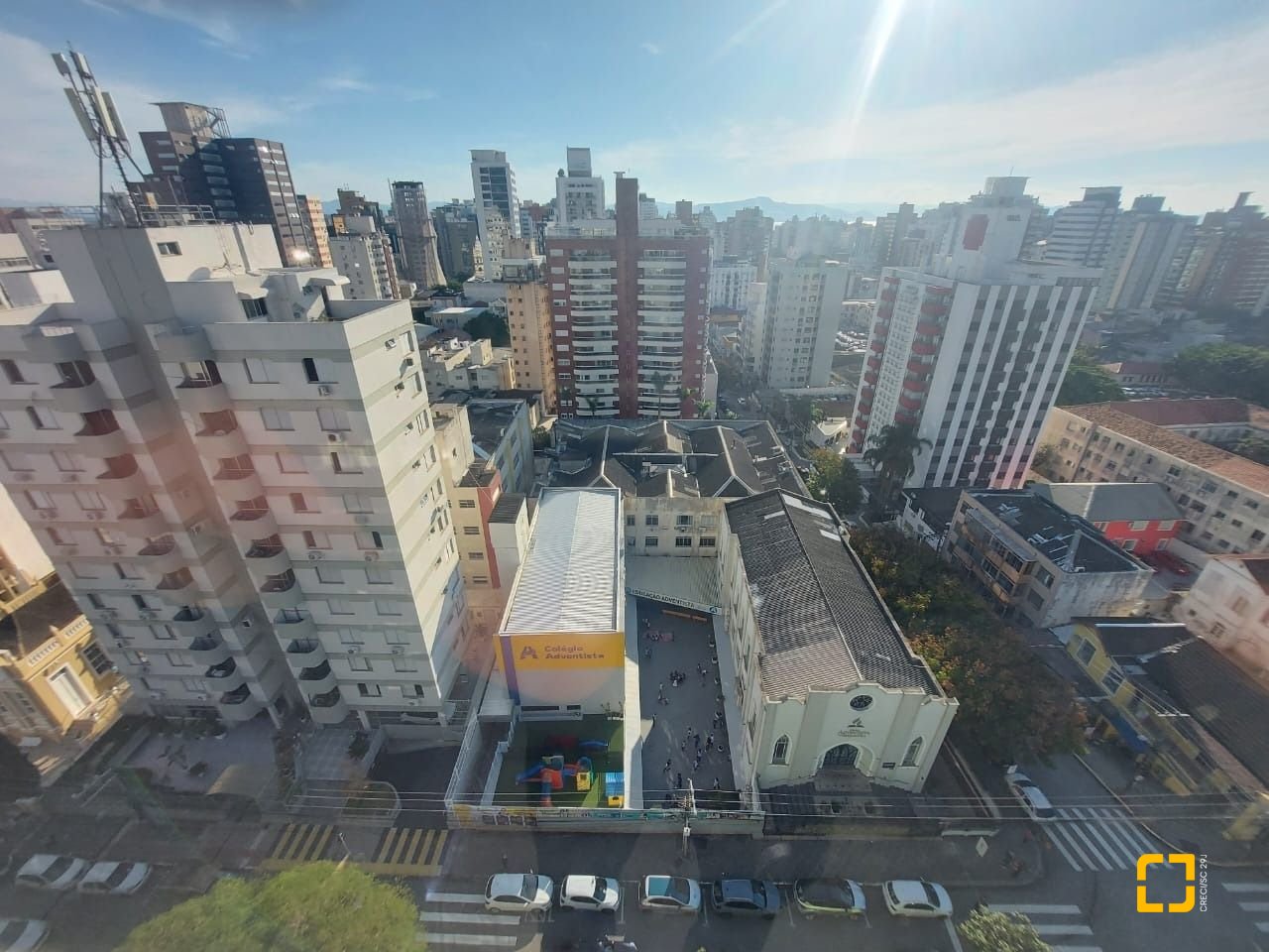 Apartamento com 214m², 6 quartos (sendo 2 suítes), 2 garagens, no bairro Centro em Florianópolis