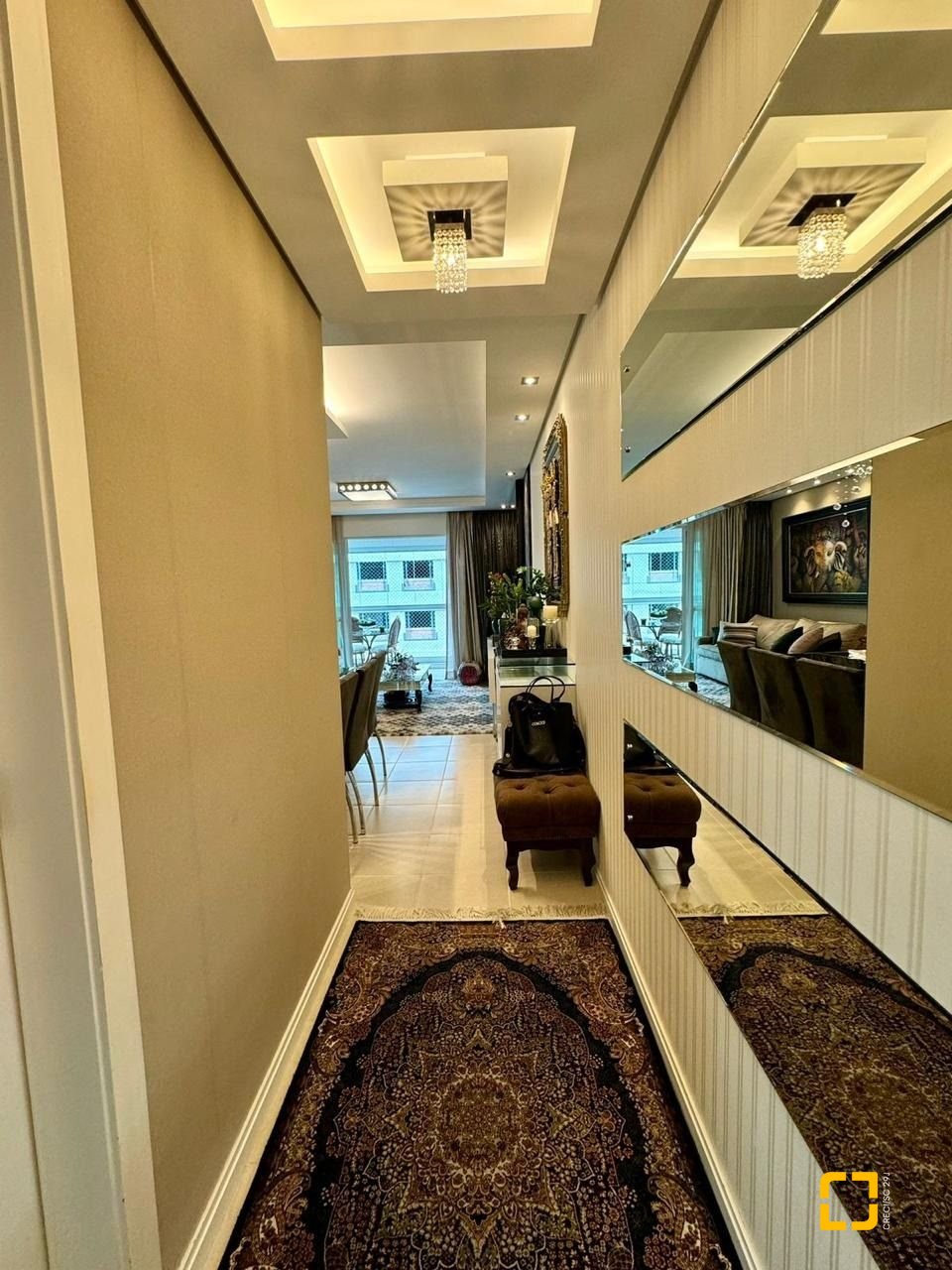 Apartamento com 109m², 4 quartos (sendo 1 suíte), 2 garagens, no bairro Jardim Atlântico em Florianópolis