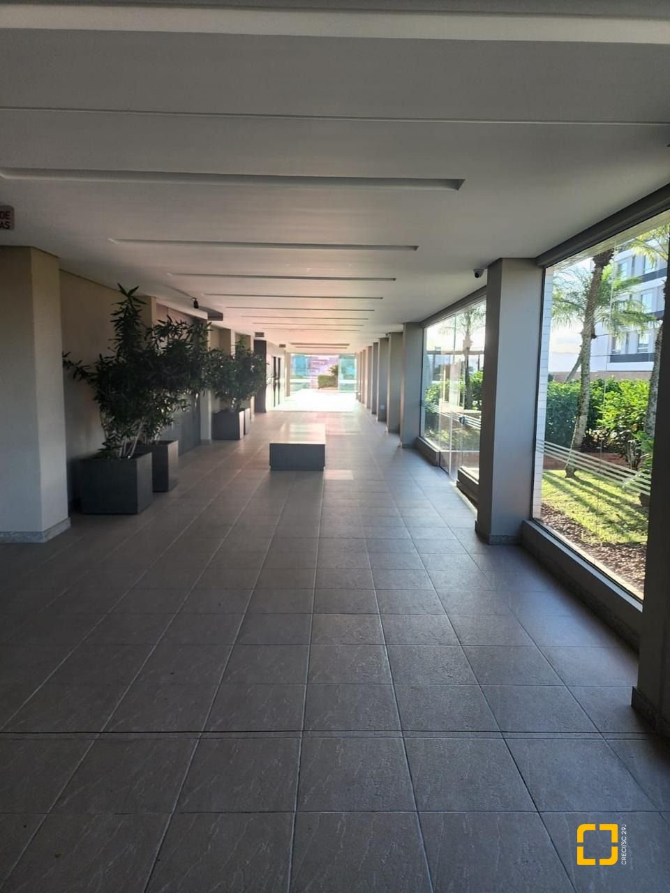 Apartamento com 109m², 4 quartos (sendo 1 suíte), 2 garagens, no bairro Jardim Atlântico em Florianópolis