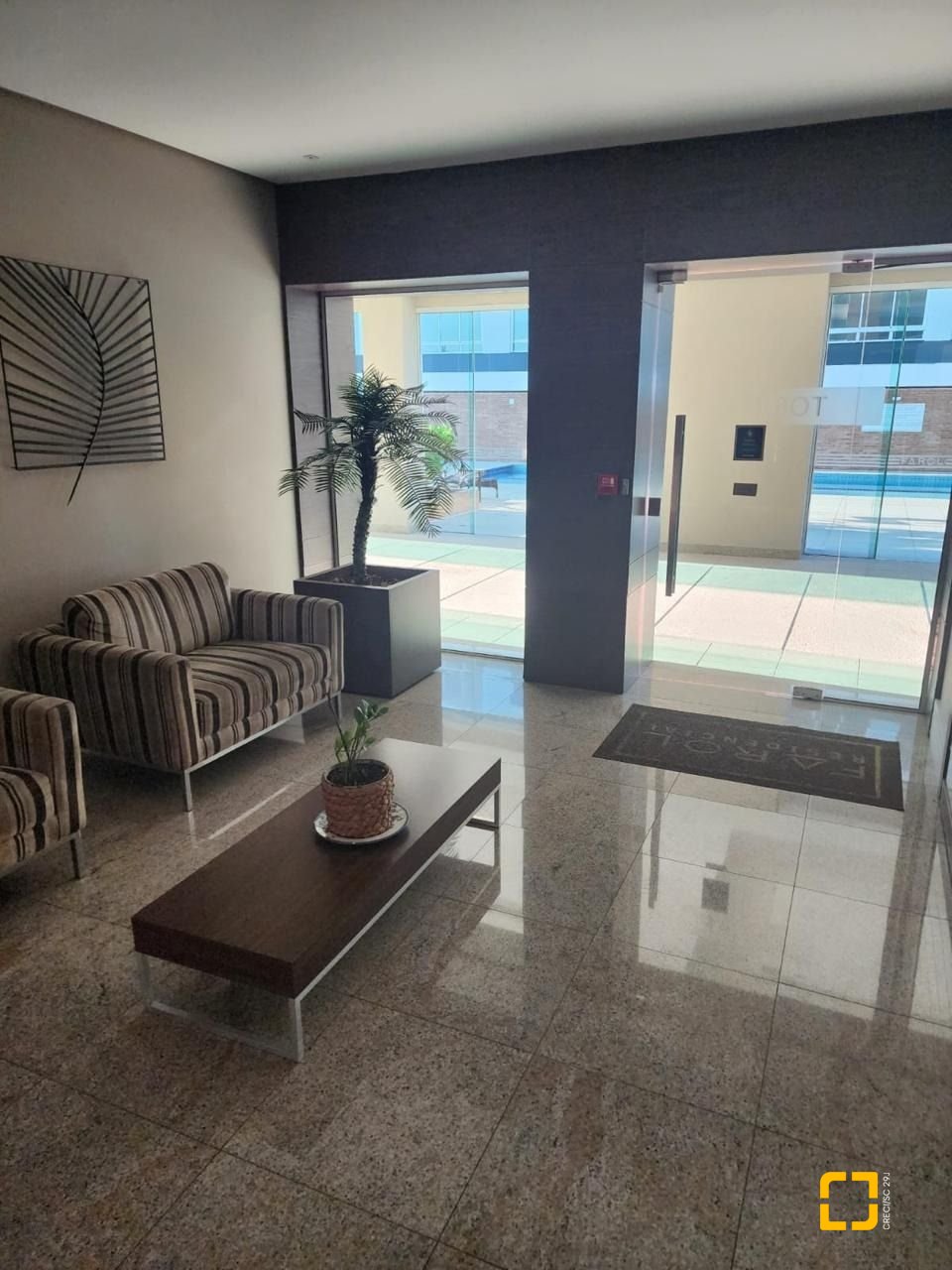 Apartamento com 109m², 4 quartos (sendo 1 suíte), 2 garagens, no bairro Jardim Atlântico em Florianópolis