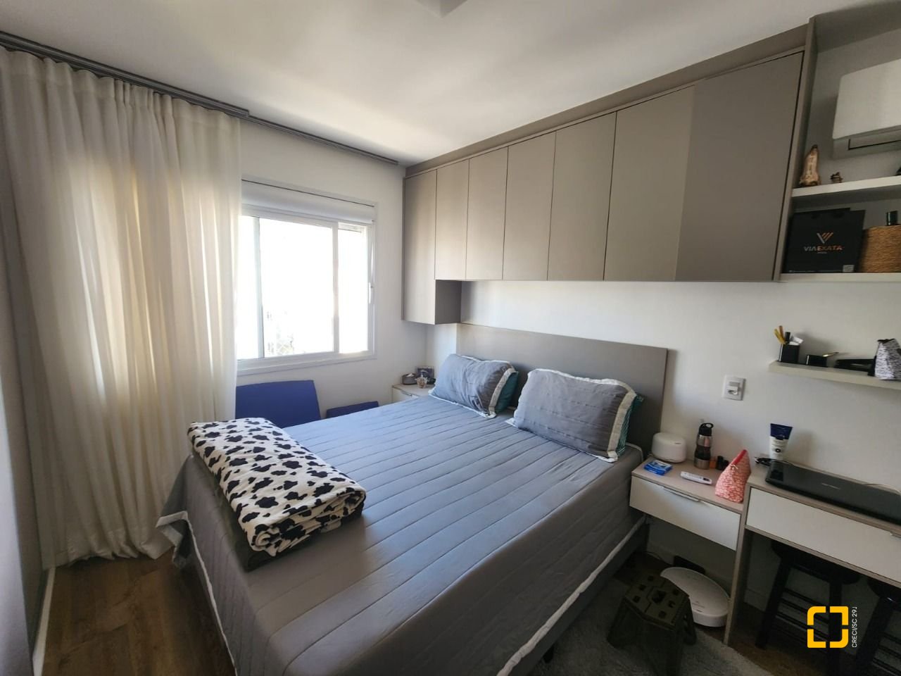 Apartamento com 111m², 4 quartos (sendo 1 suíte), 4 garagens, no bairro Abraão em Florianópolis