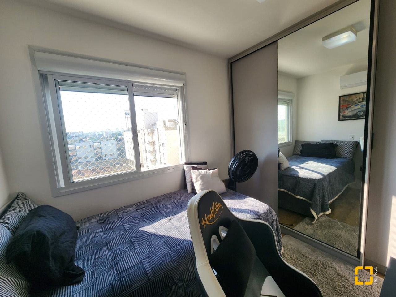 Apartamento com 111m², 4 quartos (sendo 1 suíte), 4 garagens, no bairro Abraão em Florianópolis