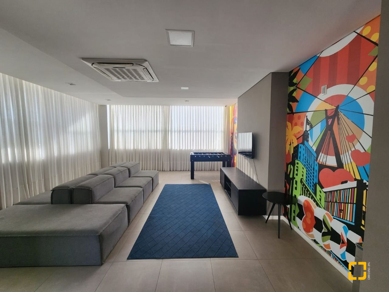 Apartamento com 111m², 4 quartos (sendo 1 suíte), 4 garagens, no bairro Abraão em Florianópolis