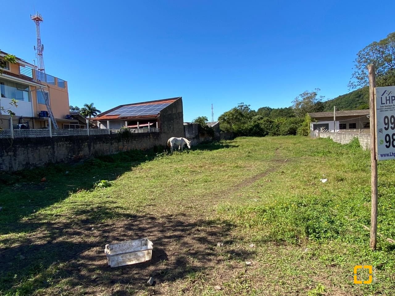 Terreno com 2431m², no bairro Armação do Pântano do Sul em Florianópolis