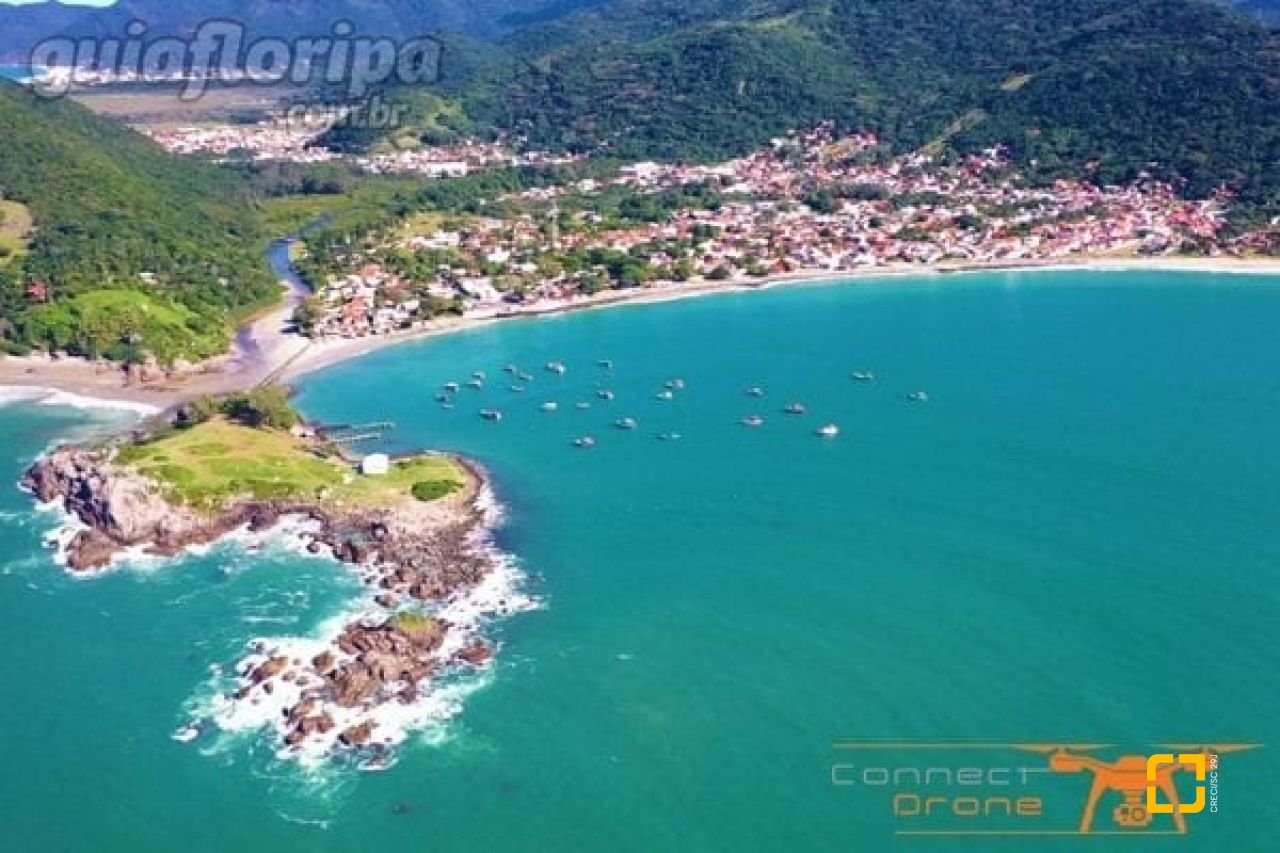Terreno com 2431m², no bairro Armação do Pântano do Sul em Florianópolis