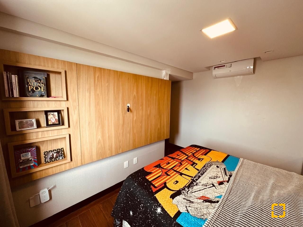 Apartamento com 170m², 3 quartos (sendo 1 suíte), 2 garagens, no bairro Balneário em Florianópolis