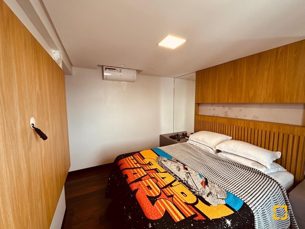 Apartamento com 170m², 3 quartos (sendo 1 suíte), 2 garagens, no bairro Balneário em Florianópolis