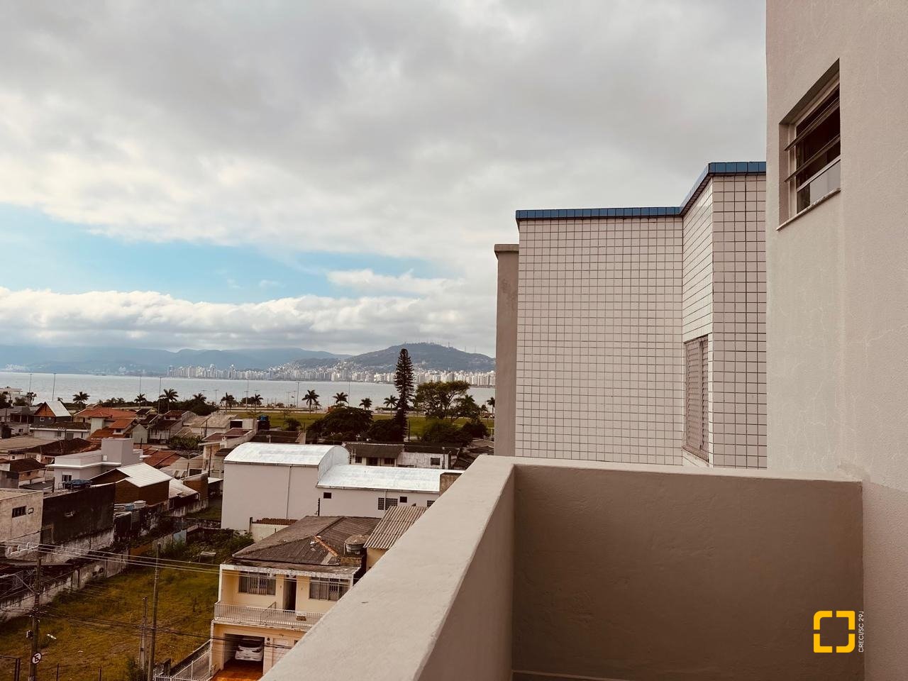 Apartamento com 170m², 3 quartos (sendo 1 suíte), 2 garagens, no bairro Balneário em Florianópolis