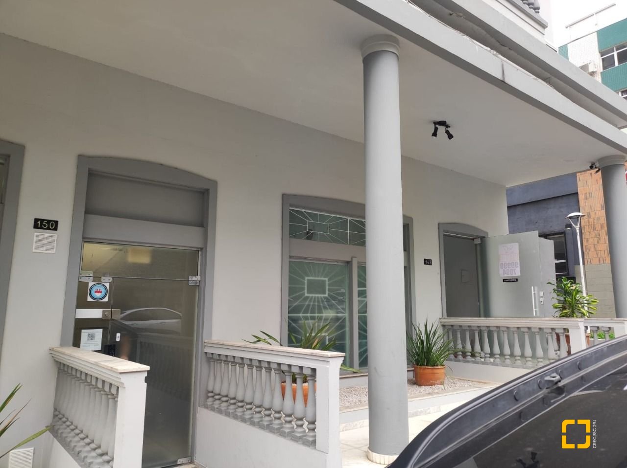 Sala com 77m², no bairro Centro em Florianópolis