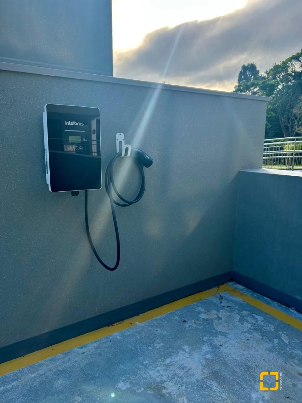 Cobertura com 167m², 6 quartos (sendo 3 suítes), 3 garagens, no bairro Cacupé em Florianópolis