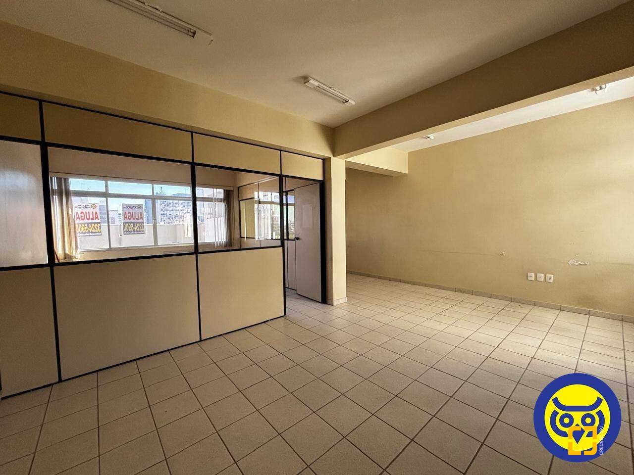 Sala com 51m², no bairro Centro em Florianópolis