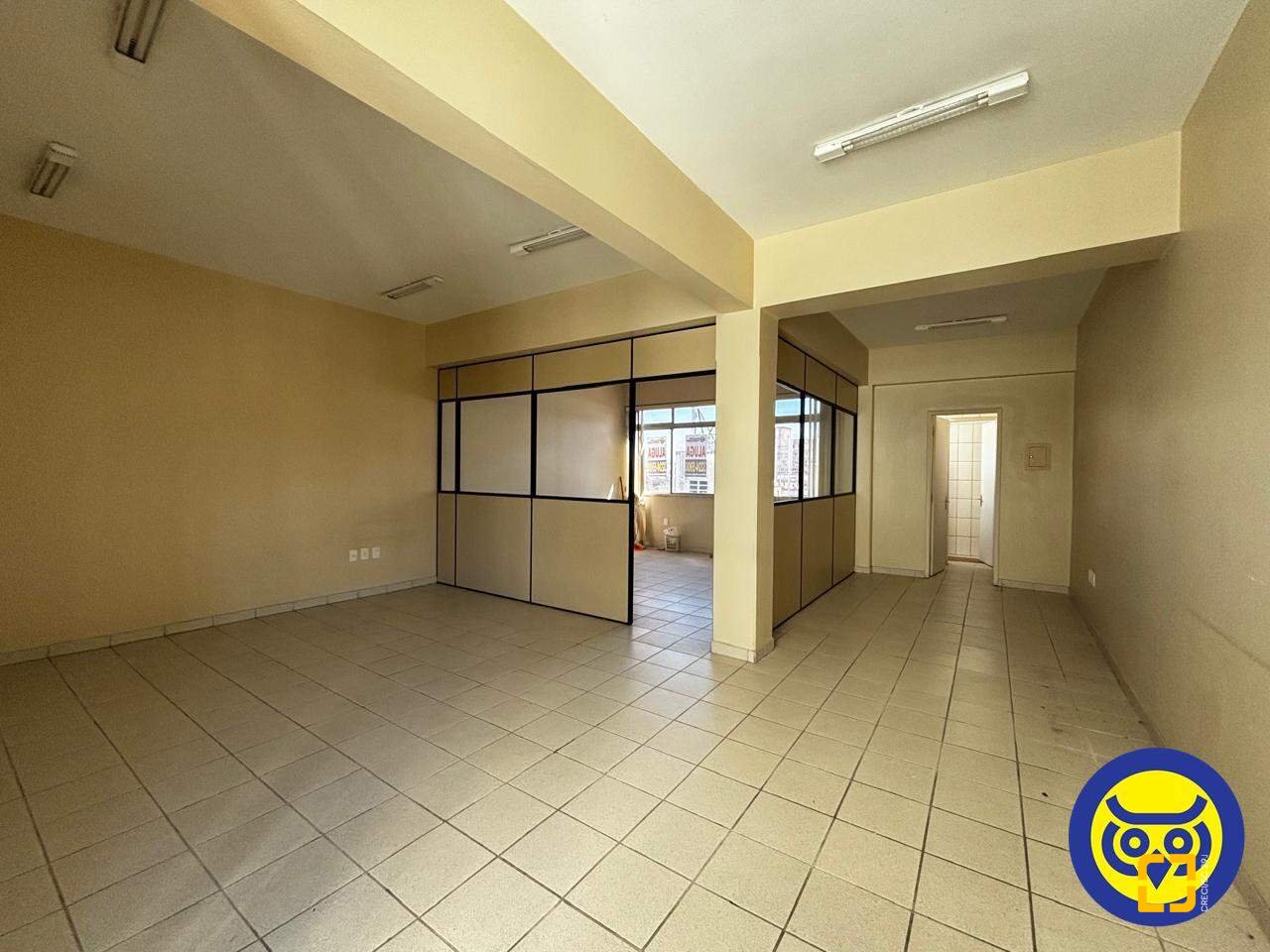 Sala com 51m², no bairro Centro em Florianópolis