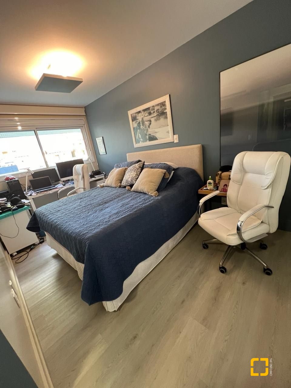 Apartamento com 128m², 6 quartos (sendo 3 suítes), 2 garagens, no bairro Cachoeira do Bom Jesus em Florianópolis