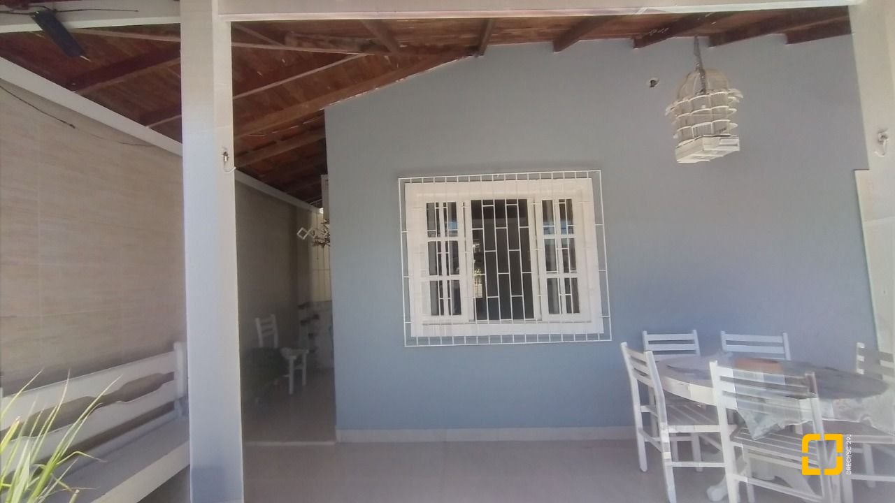 Casa com 161m², 4 quartos, 2 garagens, no bairro Monte Verde em Florianópolis