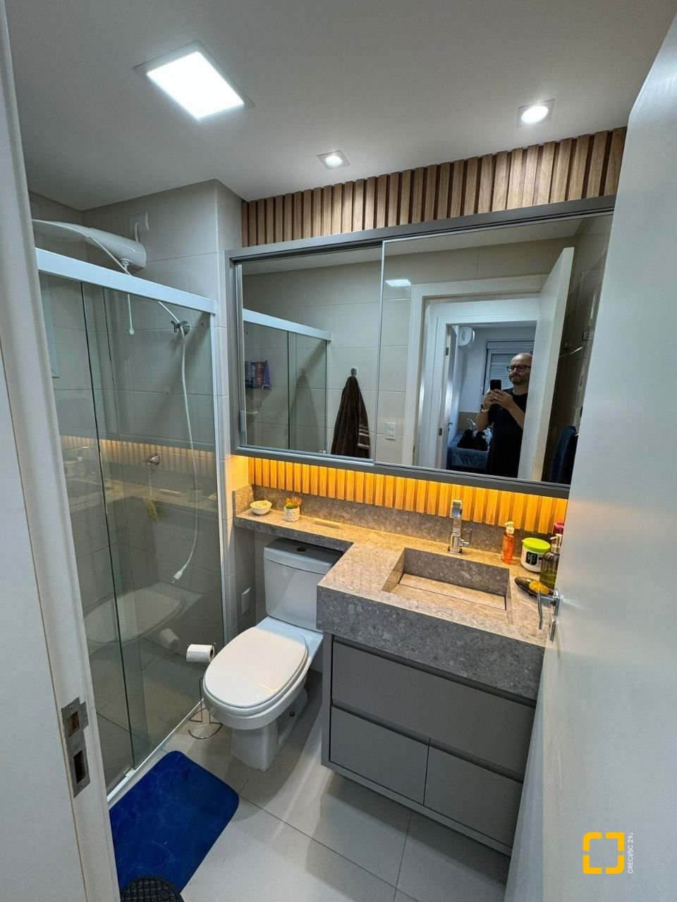 Apartamento com 67m², 2 quartos, 1 garagem, no bairro Barreiros em São José