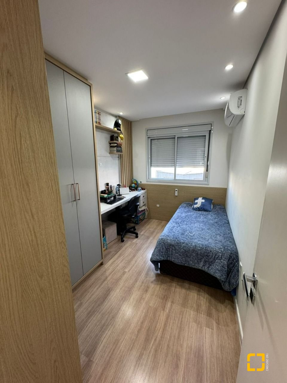Apartamento com 67m², 2 quartos, 1 garagem, no bairro Barreiros em São José