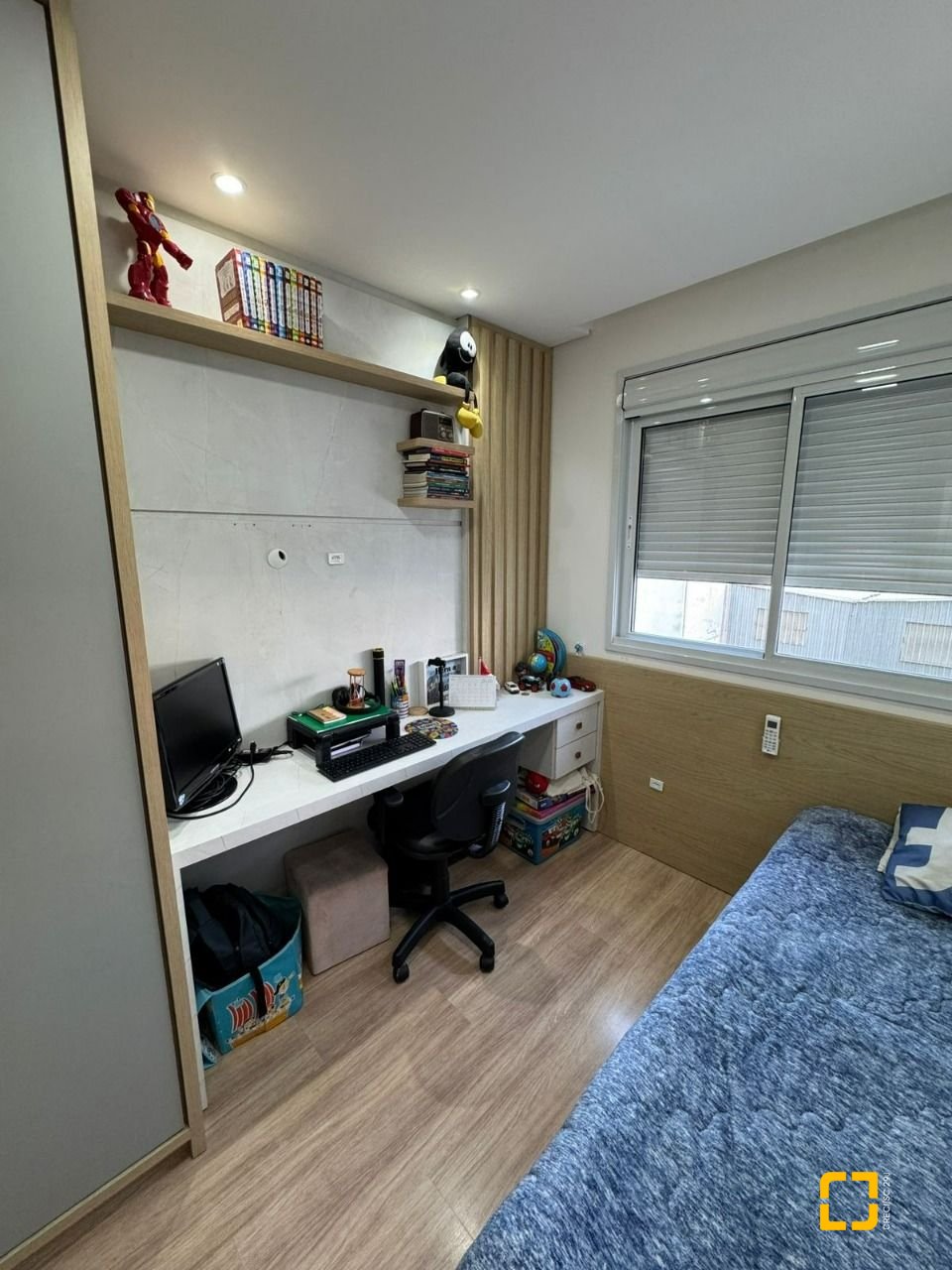 Apartamento com 67m², 2 quartos, 1 garagem, no bairro Barreiros em São José