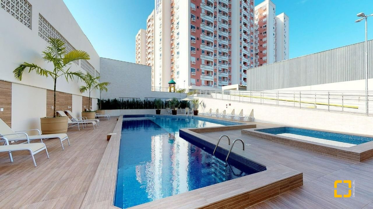 Apartamento com 67m², 2 quartos, 1 garagem, no bairro Barreiros em São José