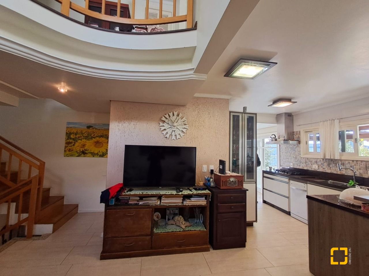 Casa de Condomínio com 277m², 5 quartos (sendo 2 suítes), 3 garagens, no bairro Cachoeira do Bom Jesus em Florianópolis