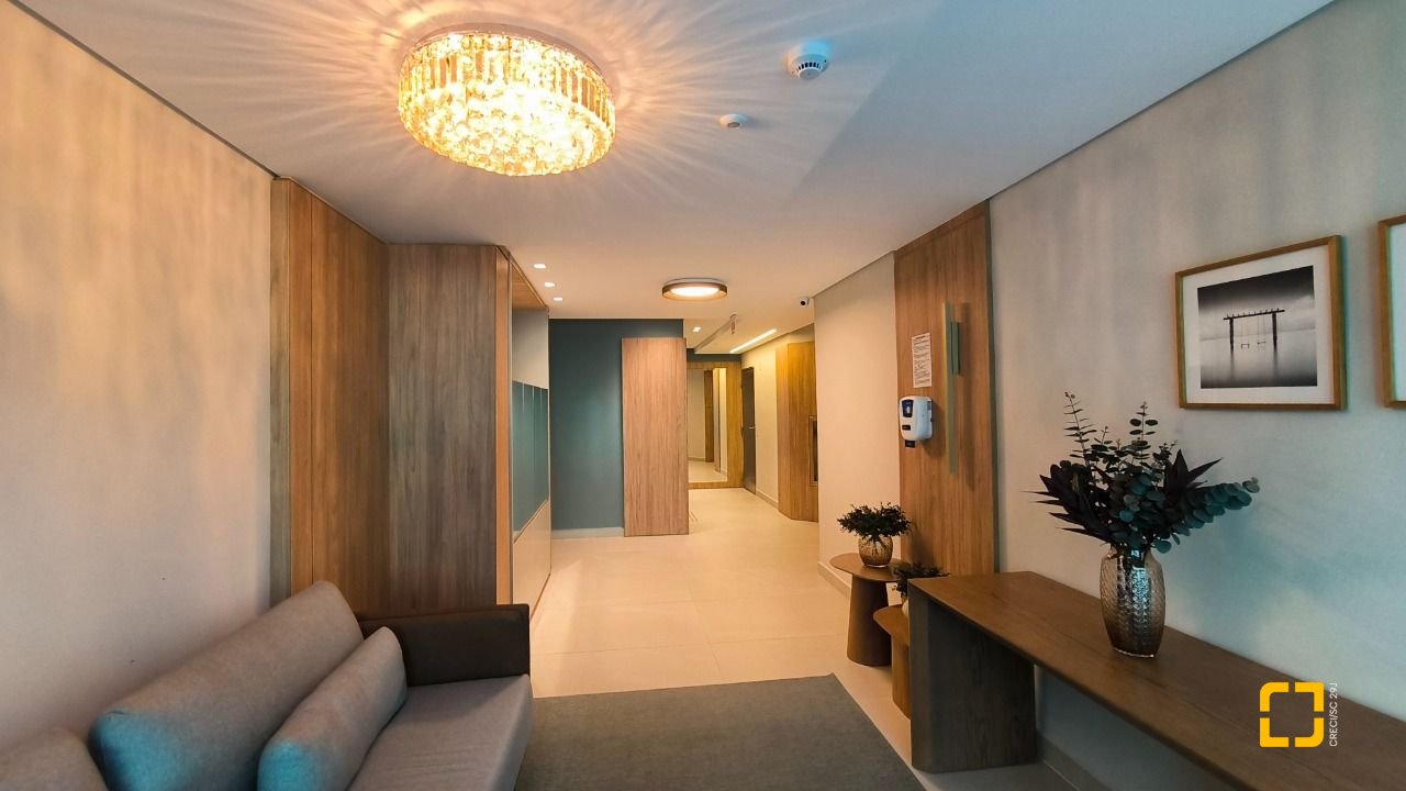 Apartamento com 85m², 4 quartos (sendo 1 suíte), 1 garagem, no bairro Estreito em Florianópolis