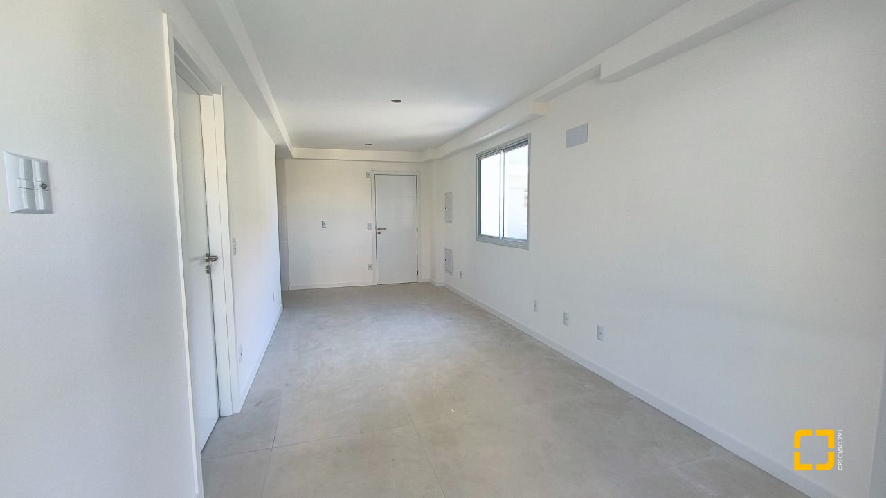 Apartamento com 85m², 4 quartos (sendo 1 suíte), 1 garagem, no bairro Estreito em Florianópolis