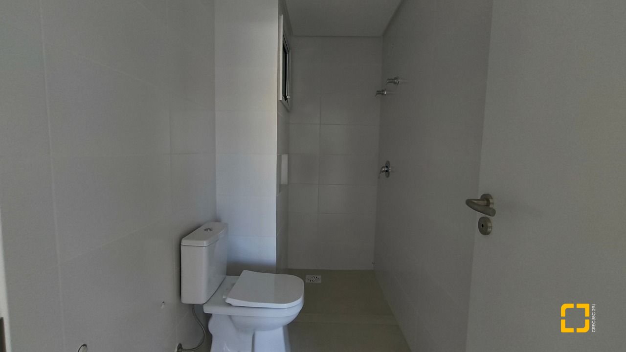 Apartamento com 85m², 4 quartos (sendo 1 suíte), 1 garagem, no bairro Estreito em Florianópolis