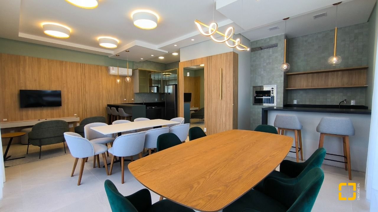 Apartamento com 85m², 4 quartos (sendo 1 suíte), 1 garagem, no bairro Estreito em Florianópolis