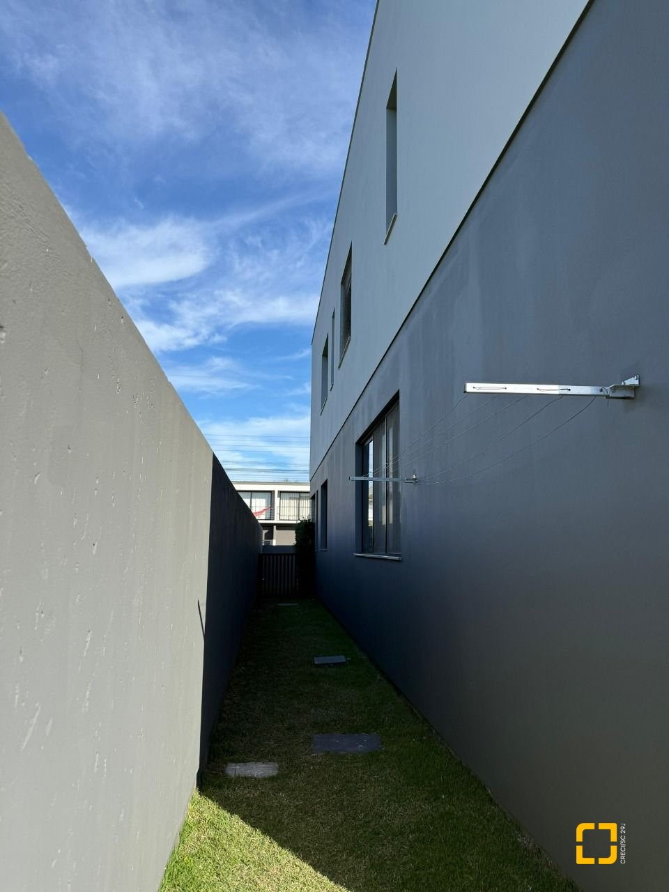 Casa com 127m², 4 quartos (sendo 1 suíte), 2 garagens, no bairro Cachoeira do Bom Jesus em Florianópolis