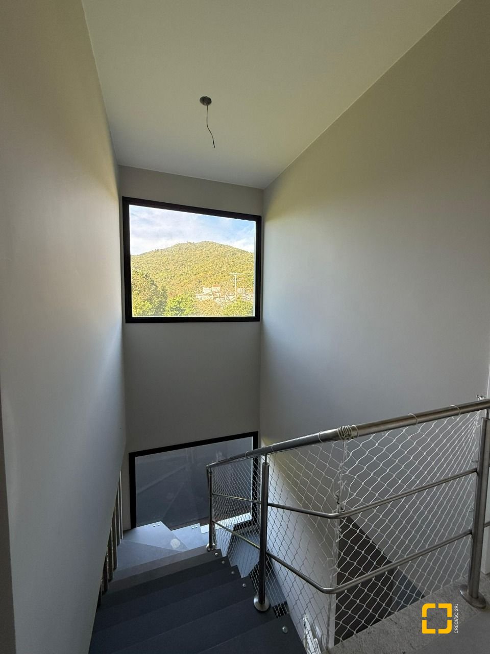 Casa com 127m², 4 quartos (sendo 1 suíte), 2 garagens, no bairro Cachoeira do Bom Jesus em Florianópolis
