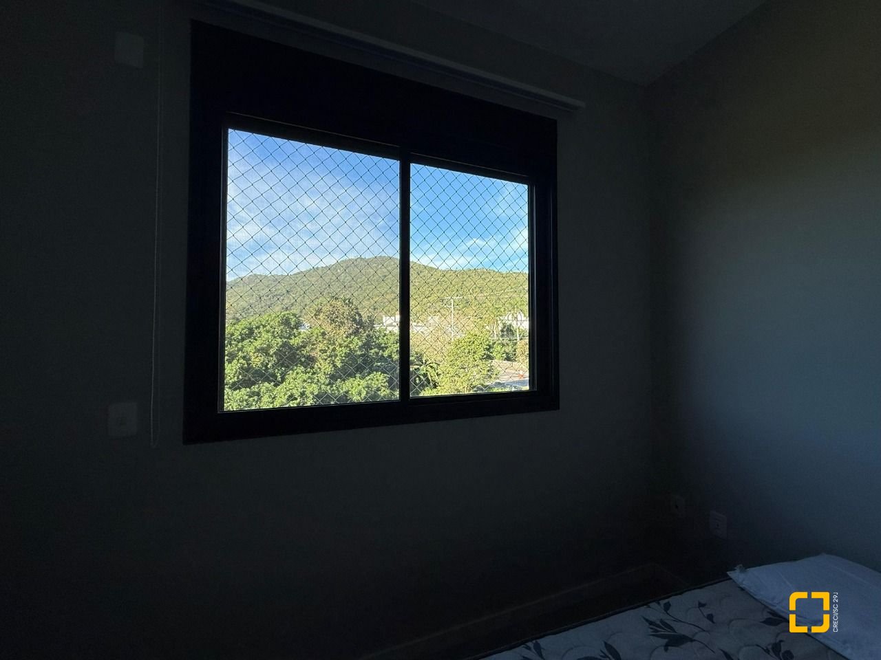 Casa com 127m², 4 quartos (sendo 1 suíte), 2 garagens, no bairro Cachoeira do Bom Jesus em Florianópolis