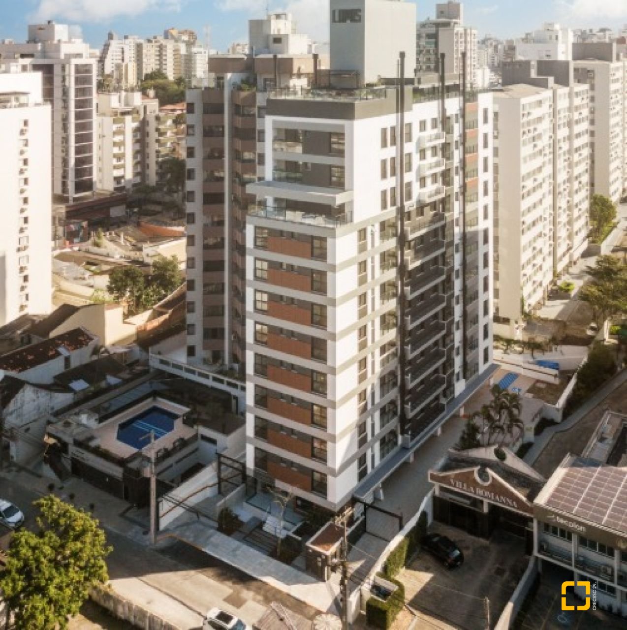 Apartamento com 107m², 4 quartos (sendo 1 suíte), 2 garagens, no bairro Centro em Florianópolis