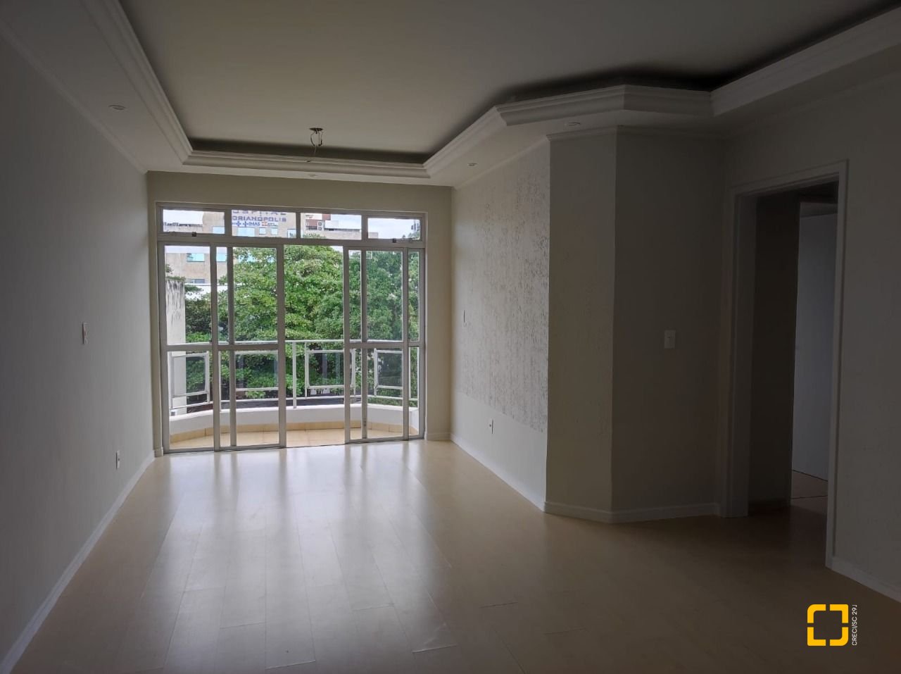 Cobertura com 144m², 4 quartos (sendo 1 suíte), 2 garagens, no bairro Estreito em Florianópolis