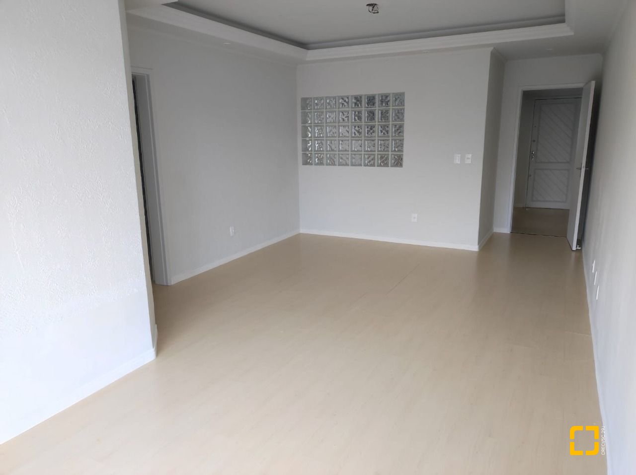 Cobertura com 144m², 4 quartos (sendo 1 suíte), 2 garagens, no bairro Estreito em Florianópolis